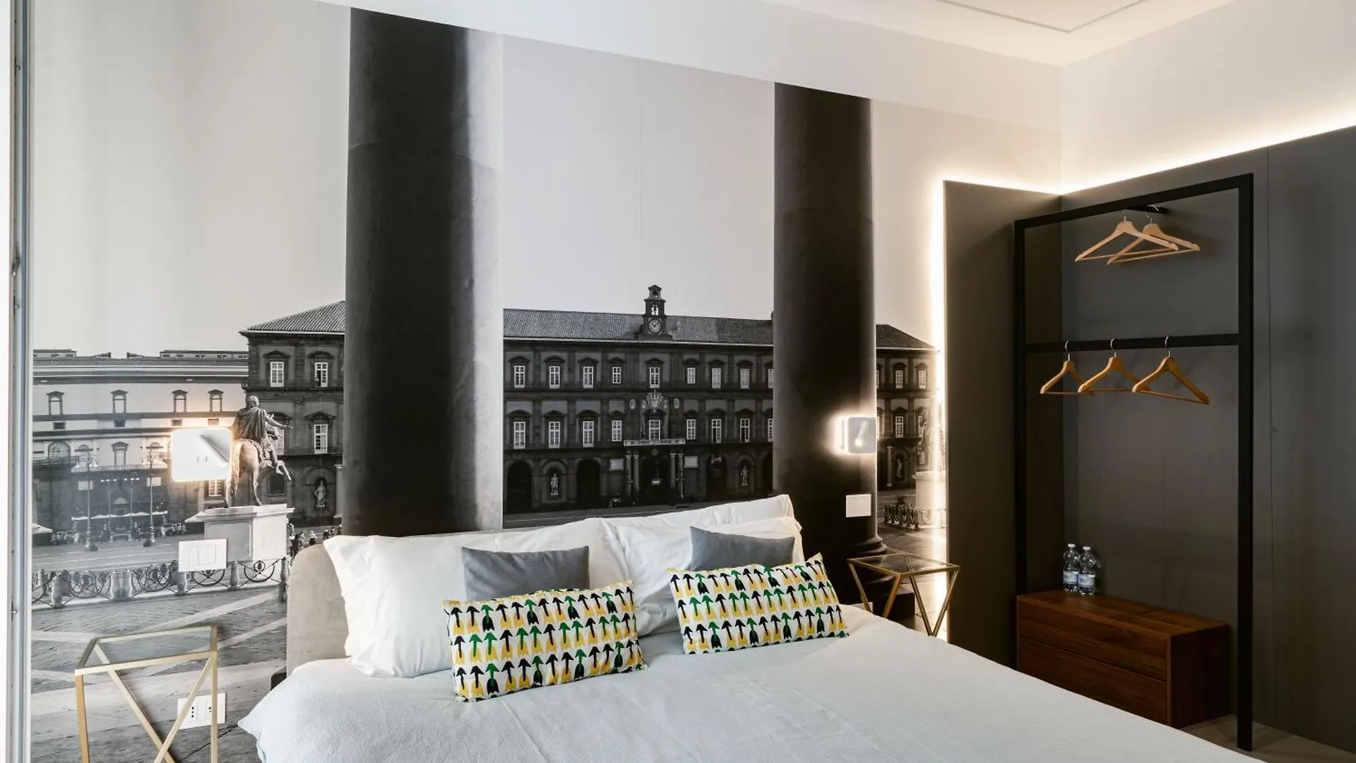 Гостевой дом Nilo Relais A San Domenico Maggiore Неаполь